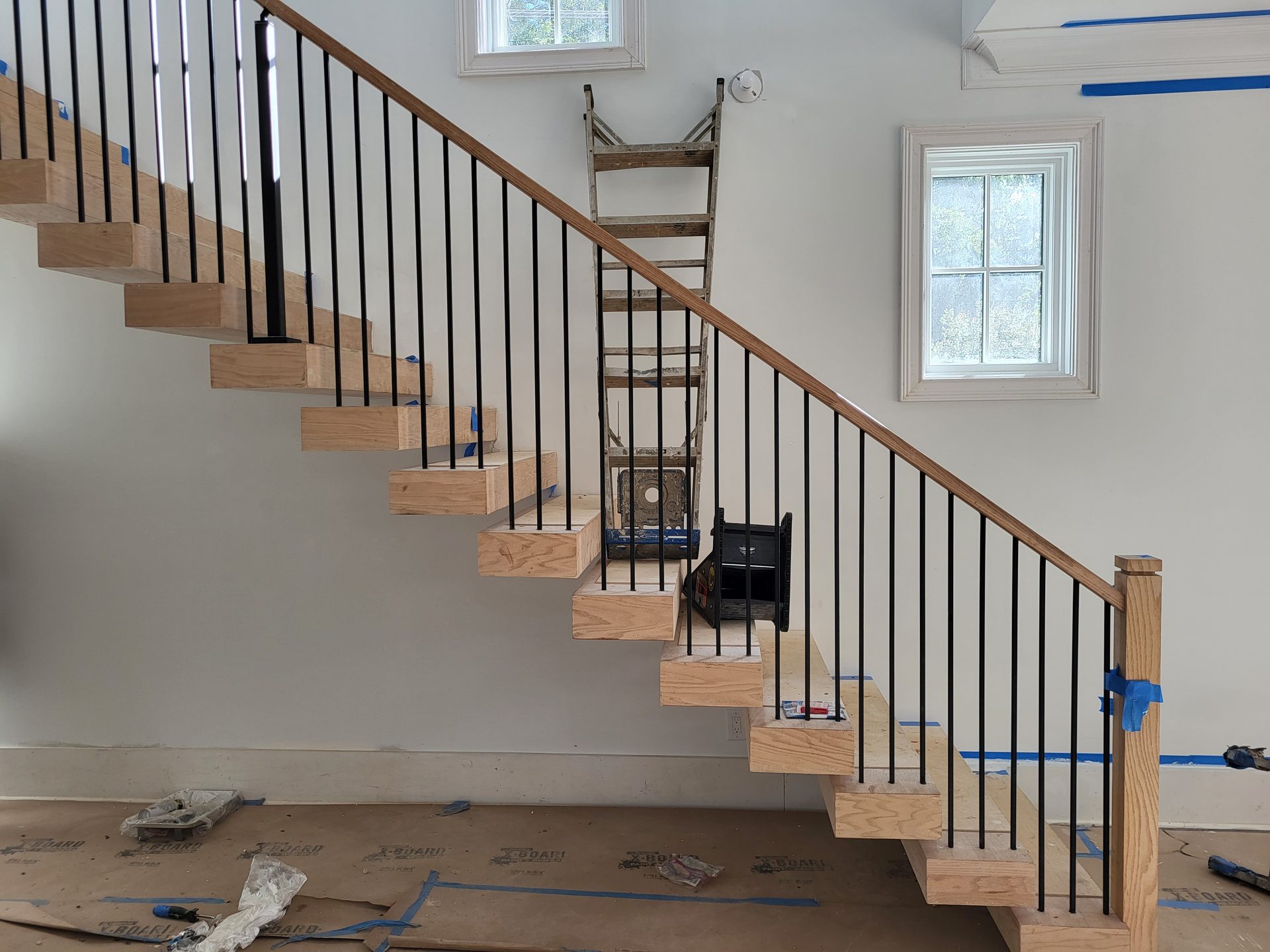 Floating staircase
